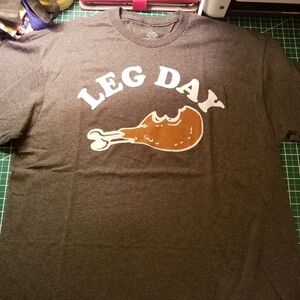 Leg Day T-Shirt Gray Short Sleeve